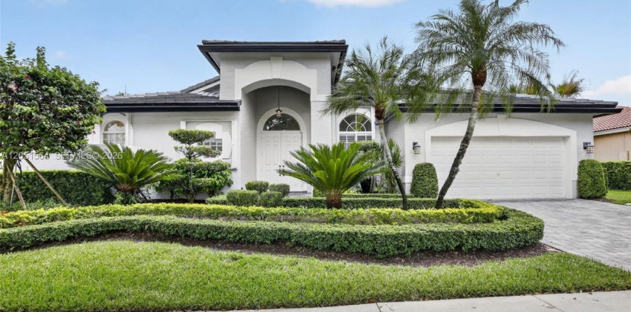 Villa ou maison à Weston, Floride 6 chambres, 280.94 m2 № 2285979