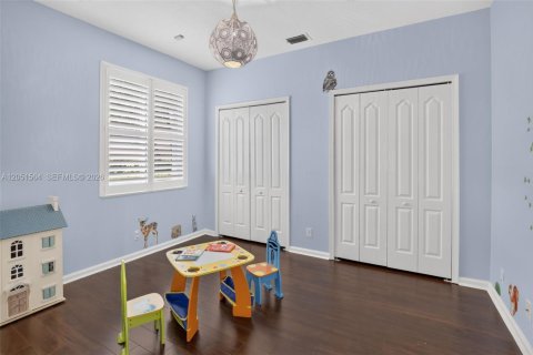 Villa ou maison à vendre à Weston, Floride: 6 chambres, 280.94 m2 № 2285979 - photo 15