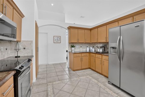 Villa ou maison à vendre à Weston, Floride: 6 chambres, 280.94 m2 № 2285979 - photo 25