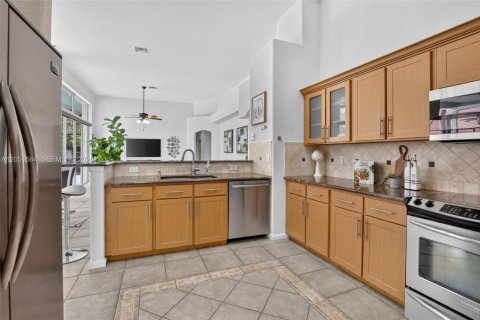 Villa ou maison à vendre à Weston, Floride: 6 chambres, 280.94 m2 № 2285979 - photo 26