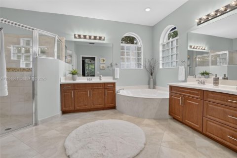 Villa ou maison à vendre à Weston, Floride: 6 chambres, 280.94 m2 № 2285979 - photo 12