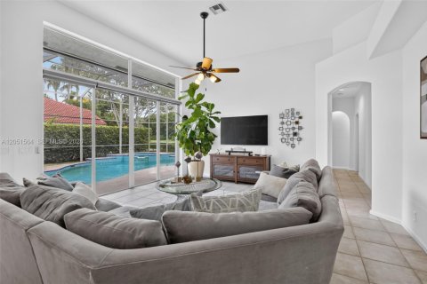 Villa ou maison à vendre à Weston, Floride: 6 chambres, 280.94 m2 № 2285979 - photo 19