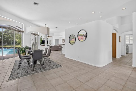 Villa ou maison à vendre à Weston, Floride: 6 chambres, 280.94 m2 № 2285979 - photo 8
