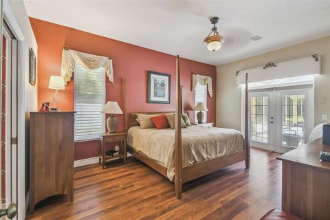 House in Hudson, Florida 4 bedrooms, 229.84 sq.m. № 1718993 - photo 17