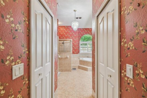 House in Hudson, Florida 4 bedrooms, 229.84 sq.m. № 1718993 - photo 20