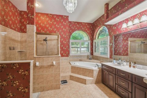 House in Hudson, Florida 4 bedrooms, 229.84 sq.m. № 1718993 - photo 22