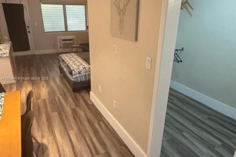 Copropriété à vendre à Miami Beach, Floride: 37.72 m2 № 1937962 - photo 10