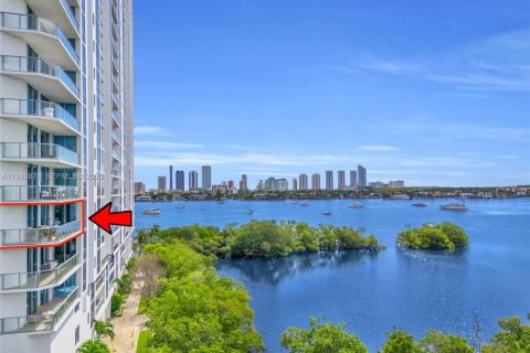 Снять в аренду кондоминиум в Норт-Майами-Бич, Флорида 2 спальни, 181.9м2, № 2005351 - фото 29