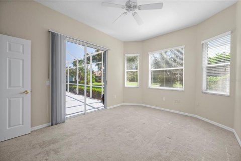 House in North Port, Florida 3 bedrooms, 189.99 sq.m. № 2391396 - photo 16