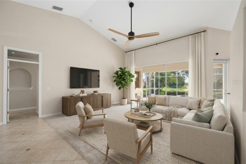 House in North Port, Florida 3 bedrooms, 189.99 sq.m. № 2391396 - photo 5