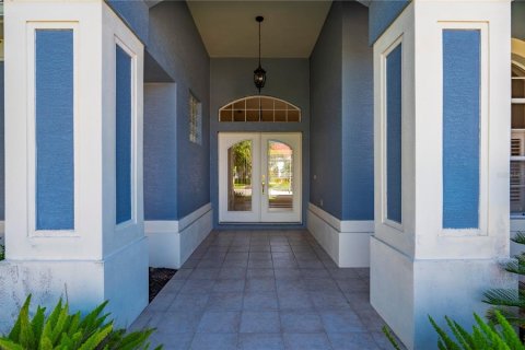 House in North Port, Florida 3 bedrooms, 189.99 sq.m. № 2391396 - photo 4