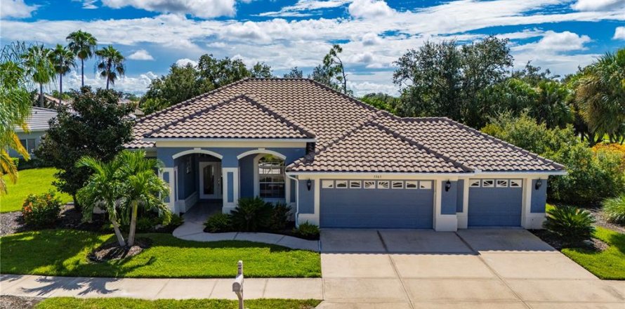 House in North Port, Florida 3 bedrooms, 189.99 sq.m. № 2391396