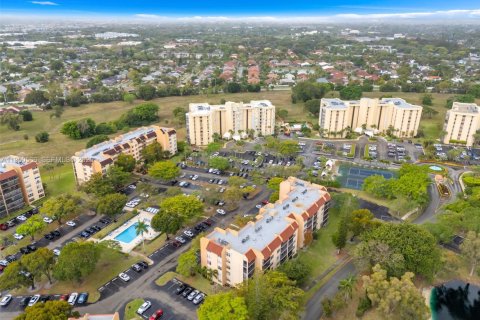 Copropriété à vendre à Lauderhill, Floride: 2 chambres, 102.19 m2 № 2006814 - photo 28