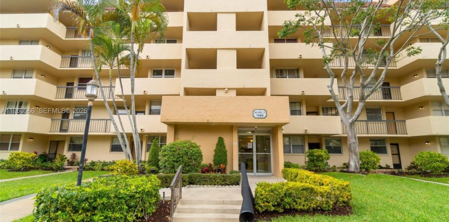 Condo à Lauderhill, Floride, 2 chambres  № 2006814