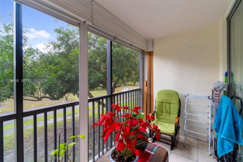 Copropriété à vendre à Lauderhill, Floride: 2 chambres, 102.19 m2 № 2006814 - photo 18