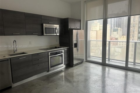 Condominio en alquiler en Miami, Florida, 1 dormitorio, 39.95 m2 № 2006590 - foto 2