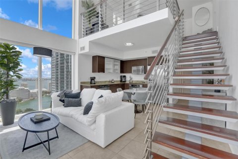 Copropriété à vendre à Miami, Floride: 2 chambres, 117.71 m2 № 2017689 - photo 6