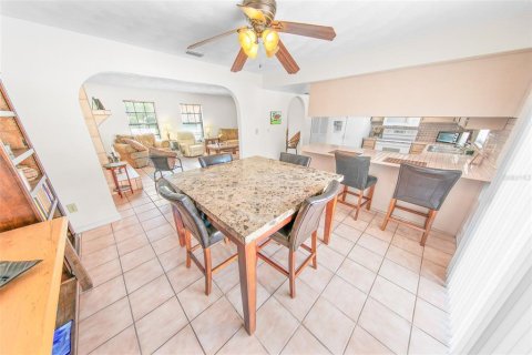 House in Ponce Inlet, Florida 3 bedrooms, 143.72 sq.m. № 1444681 - photo 9