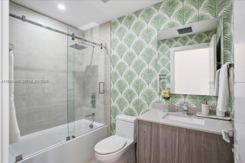 Villa ou maison à vendre à Miami Beach, Floride: 4 chambres, 267 m2 № 2068534 - photo 28