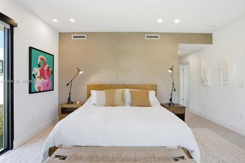Villa ou maison à vendre à Miami Beach, Floride: 4 chambres, 267 m2 № 2068534 - photo 17