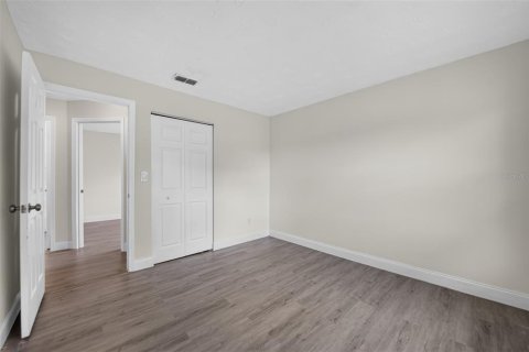 Villa ou maison à vendre à Orlando, Floride: 5 chambres, 116.13 m2 № 2129489 - photo 20