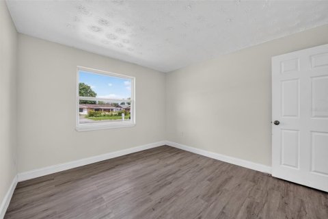 Villa ou maison à vendre à Orlando, Floride: 5 chambres, 116.13 m2 № 2129489 - photo 24
