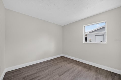 Villa ou maison à vendre à Orlando, Floride: 5 chambres, 116.13 m2 № 2129489 - photo 25
