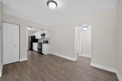 Villa ou maison à vendre à Orlando, Floride: 5 chambres, 116.13 m2 № 2129489 - photo 14