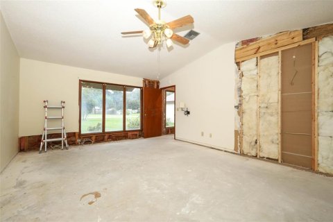 Villa ou maison à vendre à Sanford, Floride: 3 chambres, 194.17 m2 № 2415582 - photo 23