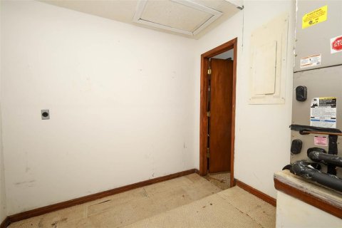 Villa ou maison à vendre à Sanford, Floride: 3 chambres, 194.17 m2 № 2415582 - photo 21