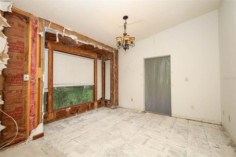 Villa ou maison à vendre à Sanford, Floride: 3 chambres, 194.17 m2 № 2415582 - photo 8