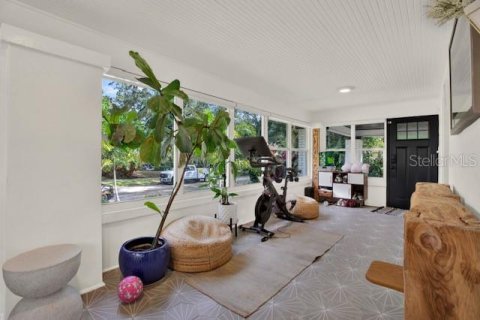 Villa ou maison à vendre à Saint Petersburg, Floride: 4 chambres, 242.2 m2 № 2395752 - photo 8