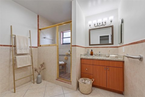Casa en venta en Miami, Florida, 3 dormitorios, 127.46 m2 № 2254000 - foto 10