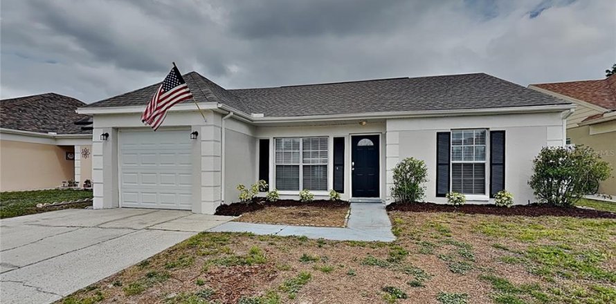 Villa ou maison à Tampa, Floride 3 chambres, 109.25 m2 № 2117727