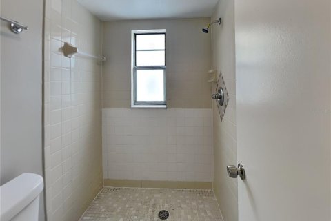 Villa ou maison à louer à Tampa, Floride: 3 chambres, 109.25 m2 № 2117727 - photo 10
