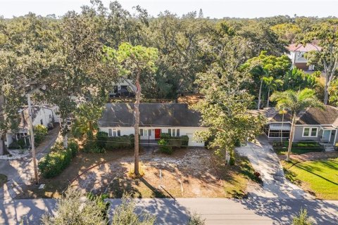 Villa ou maison à vendre à Tampa, Floride: 2 chambres, 110.74 m2 № 2156825 - photo 2
