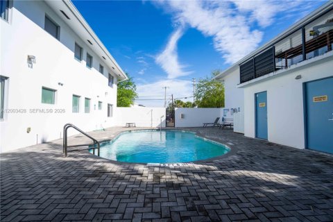 Снять в аренду квартиру в Форт-Лодердейл, Флорида 1 спальня, 55.74м2, № 2066785 - фото 17