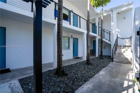 Снять в аренду квартиру в Форт-Лодердейл, Флорида 1 спальня, 55.74м2, № 2066785 - фото 15