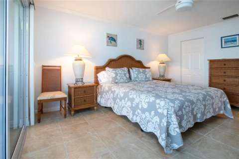Condo in Sarasota, Florida, 2 bedrooms  № 1733992 - photo 25