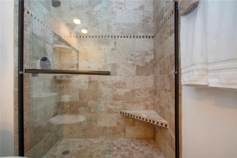 Condo in Sarasota, Florida, 2 bedrooms  № 1733992 - photo 16