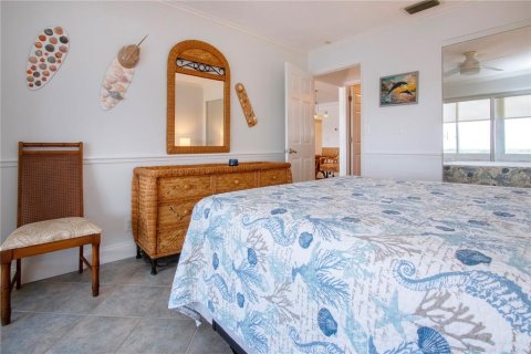 Condo in Sarasota, Florida, 2 bedrooms  № 1733992 - photo 20