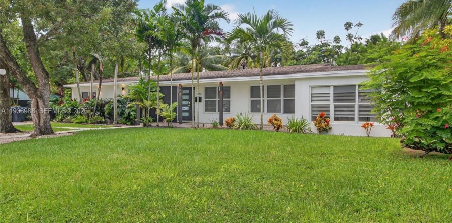 Casa en South Miami, Florida 4 dormitorios, 224.08 m2 № 1996746