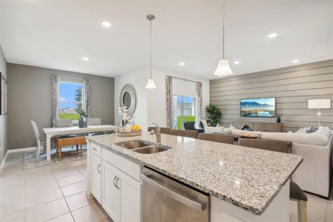 Villa ou maison à vendre à Sanford, Floride: 3 chambres, 147.62 m2 № 2398635 - photo 16