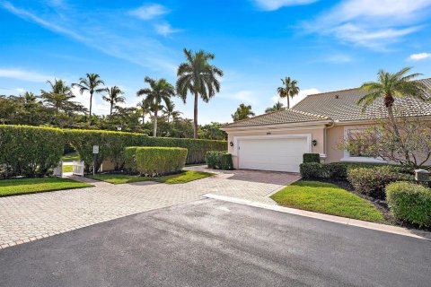 Townhouse in West Palm Beach, Florida 3 bedrooms, 180.97 sq.m. № 2248177