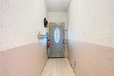 Villa ou maison à vendre à Haines City, Floride: 5 chambres, 125.6 m2 № 2130187 - photo 3