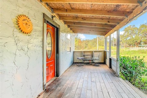 Villa ou maison à vendre à Haines City, Floride: 5 chambres, 125.6 m2 № 2130187 - photo 2