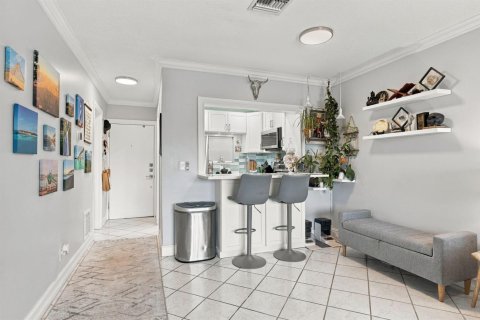 Copropriété à vendre à Pompano Beach, Floride: 1 chambre, 64.1 m2 № 2435457 - photo 10