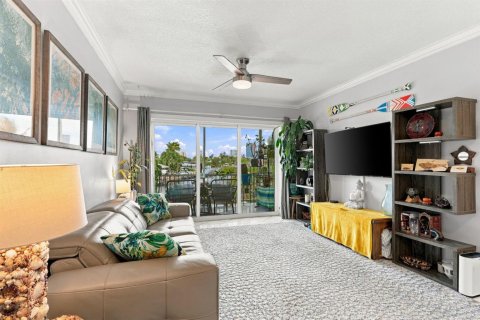 Copropriété à vendre à Pompano Beach, Floride: 1 chambre, 64.1 m2 № 2435457 - photo 13