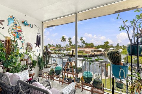 Copropriété à vendre à Pompano Beach, Floride: 1 chambre, 64.1 m2 № 2435457 - photo 24