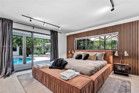 Casa en venta en Fort Lauderdale, Florida, 5 dormitorios, 214.51 m2 № 2281567 - foto 22
